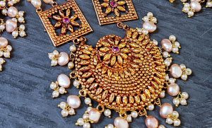 Real Pearl - Long Necklace with Jhapta